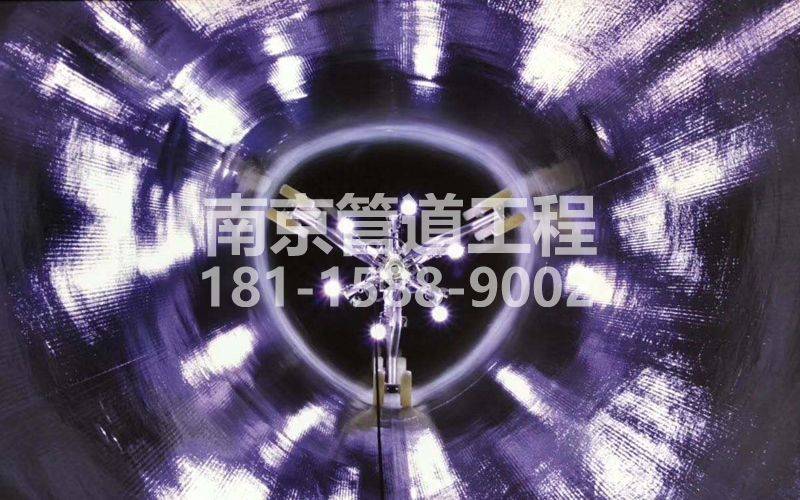 225盛和家园管道修复