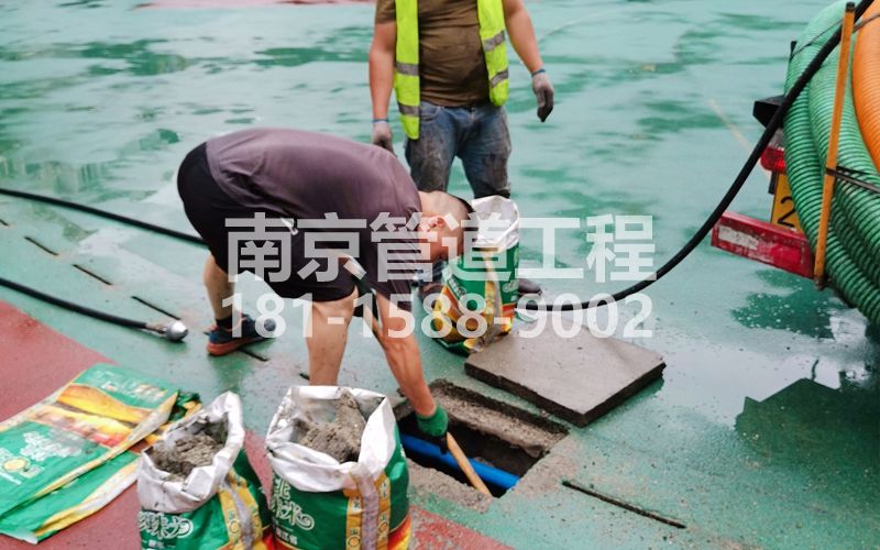 218盛和家园管道清淤